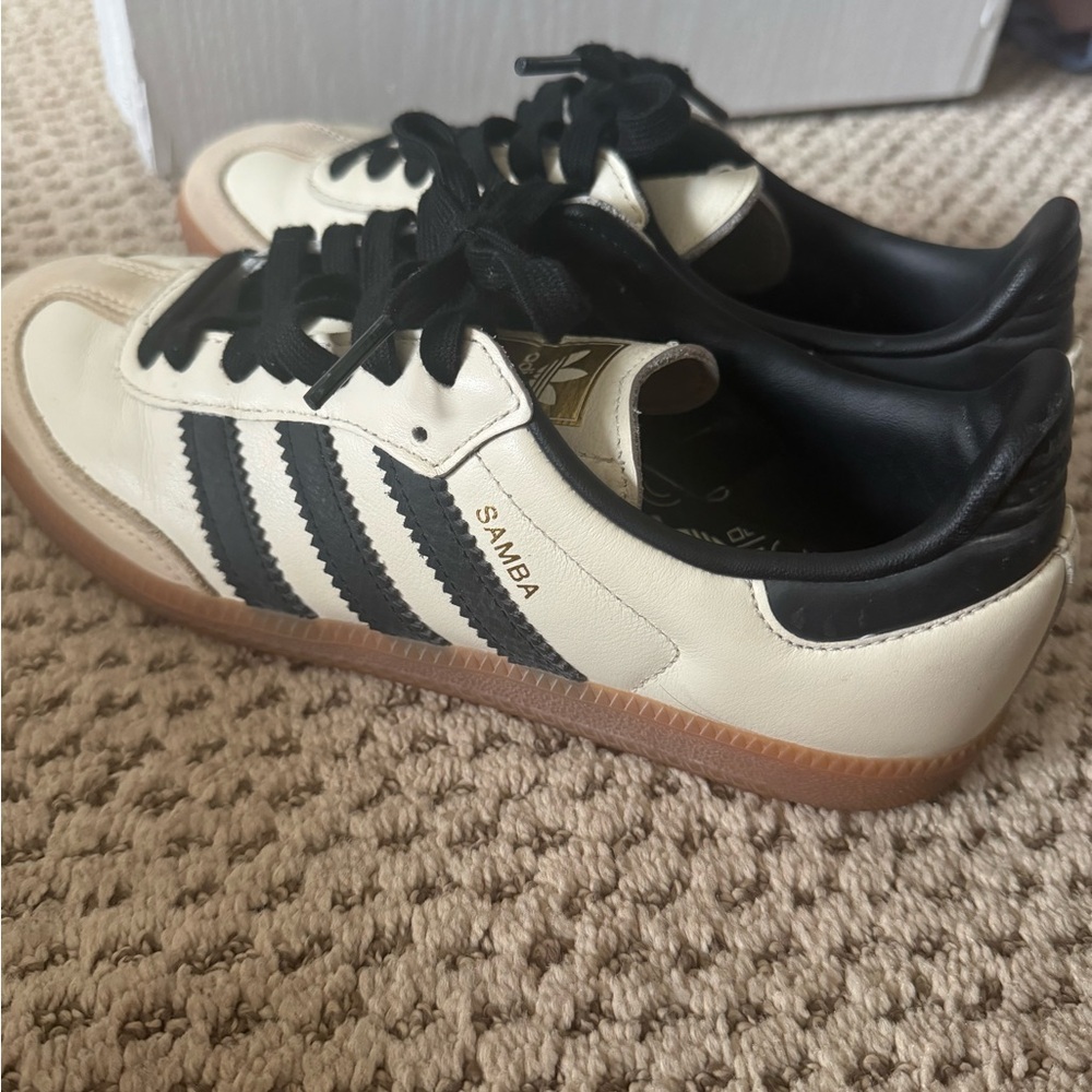 Adidas Sambas
